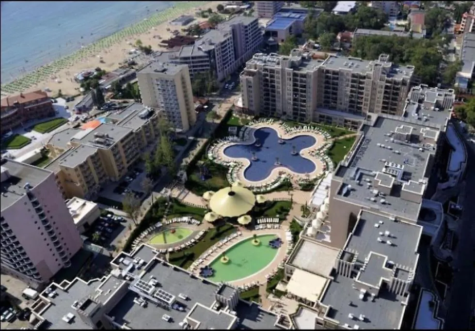 Apartman V 5 Rezorte S Vyhladom Na More A Bazeny Sunny Beach Appartamento